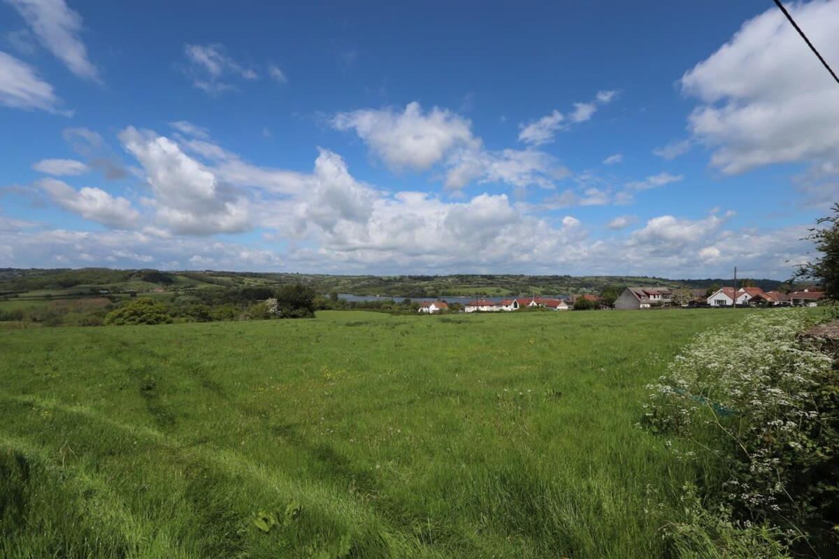 Cosy 1-Bedroom Cottage Next To Combe Lodge Venue Blagdon Bagian luar foto