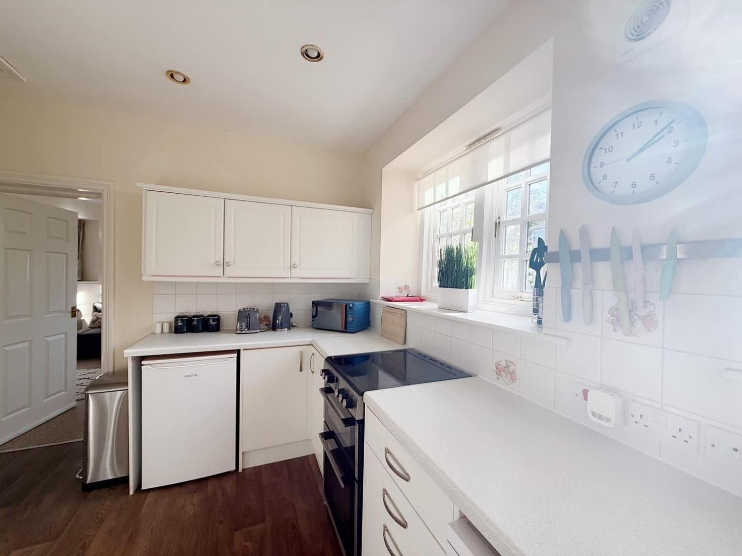 Cosy 1-Bedroom Cottage Next To Combe Lodge Venue Blagdon Bagian luar foto