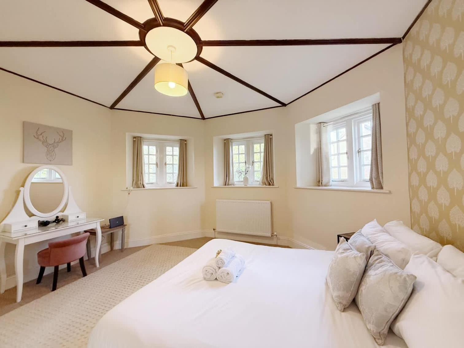 Cosy 1-Bedroom Cottage Next To Combe Lodge Venue Blagdon Bagian luar foto